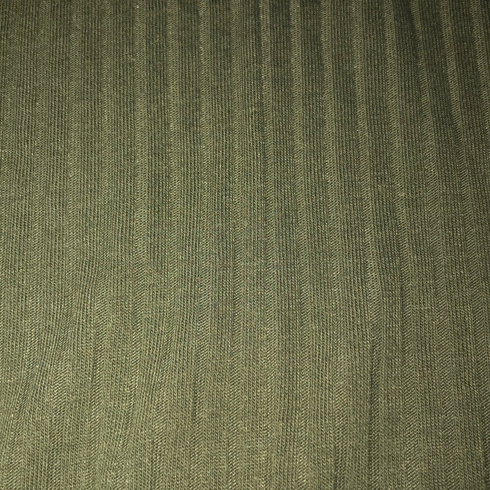 Green Tank Top - Picture 4 of 4